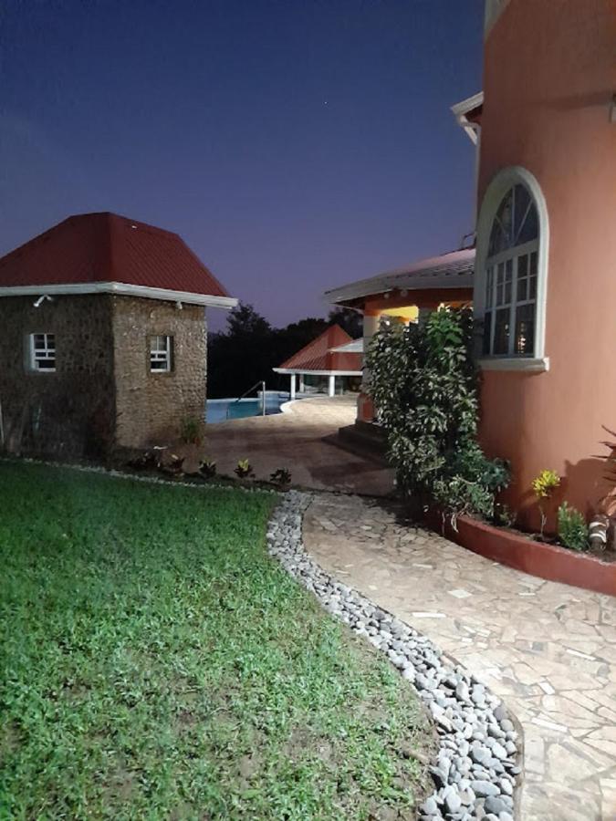 Eden Crest Villa Anse La Raye Exterior photo